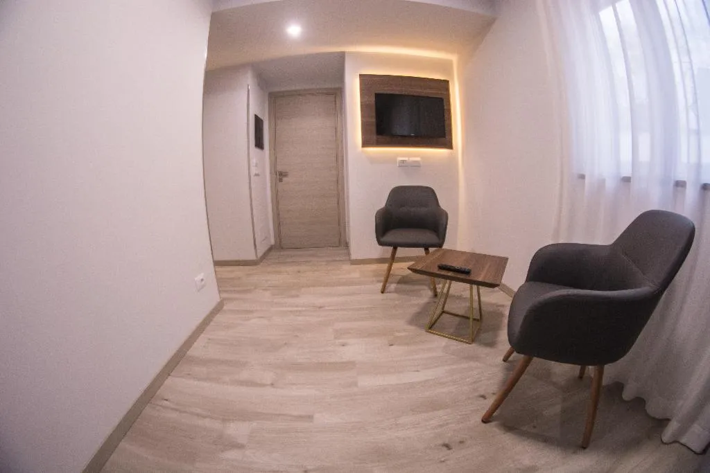 JUNIOR SUITE STANDARD Room, 8 Room Hotel, Catania