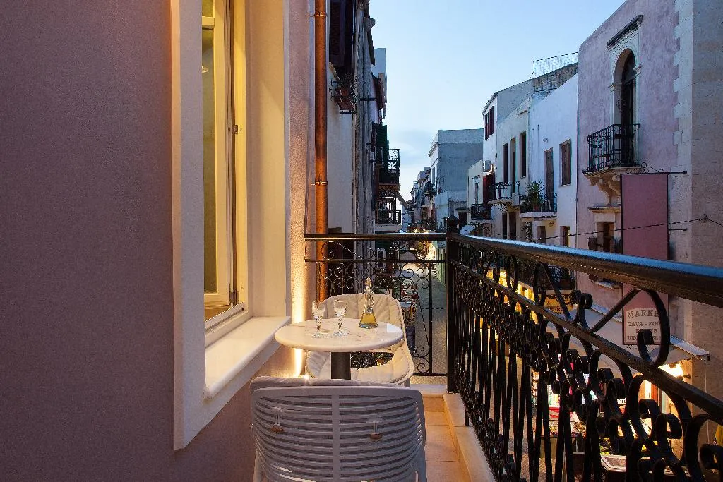 Room, Consolato Boutique, Crete
