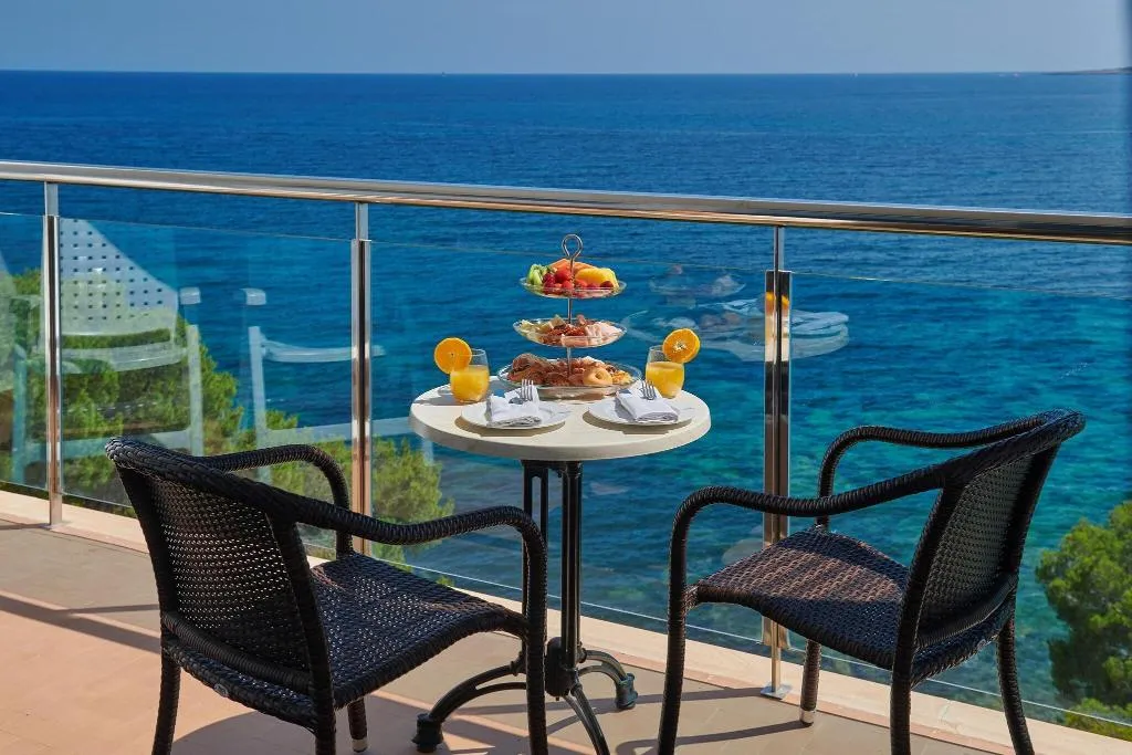 Terrace, Hipotels Eurotel Punta Rotja, Majorca