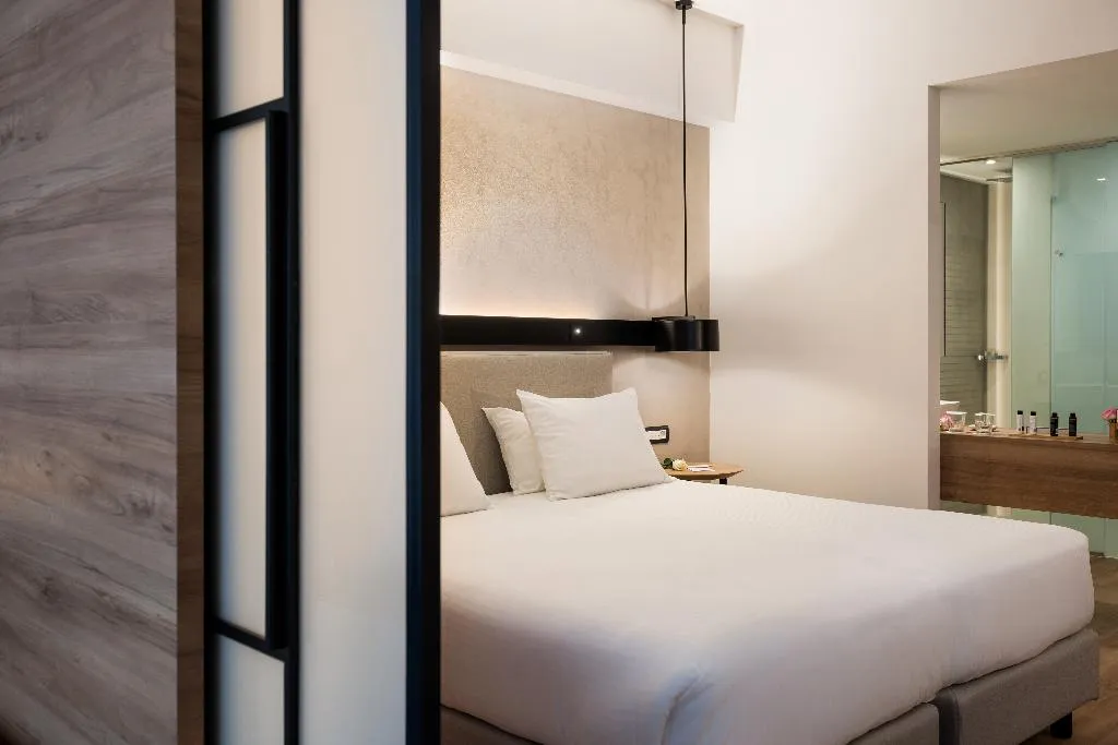 JUNIOR SUITE POOL VIEW Room, Euphoria Resort, Crete