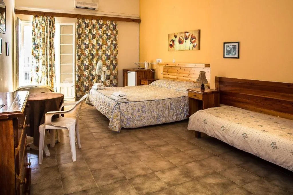 Room, Mariblu Guesthouse, Gozo