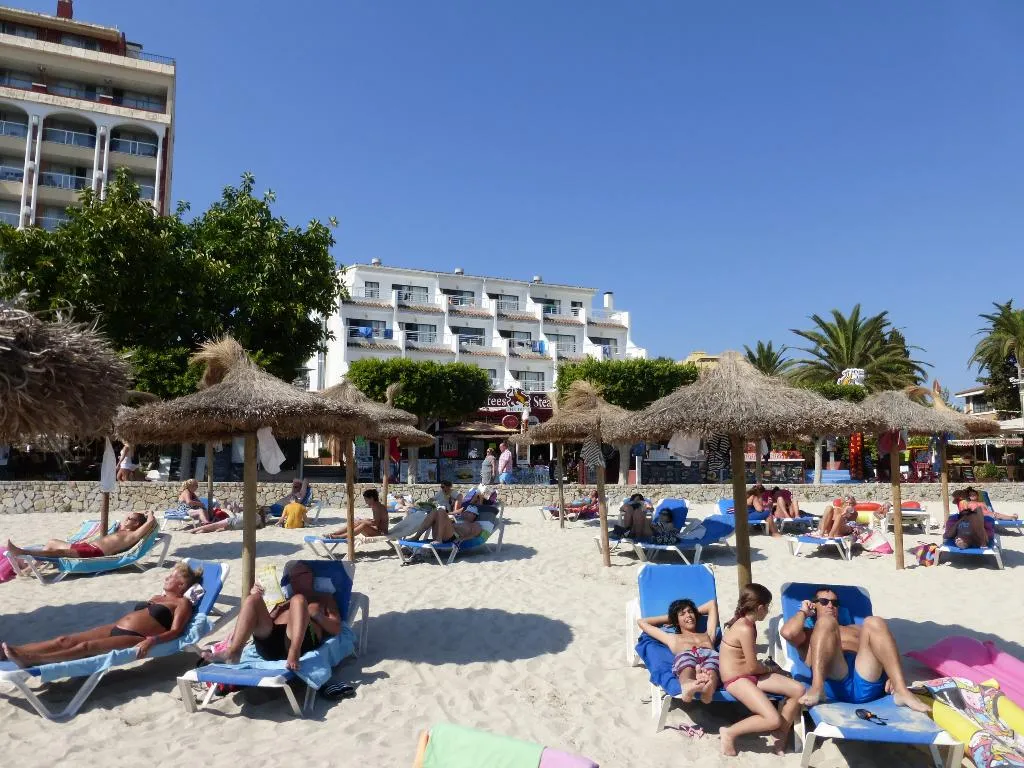 General view, Apartamentos Balear Beach, Majorca