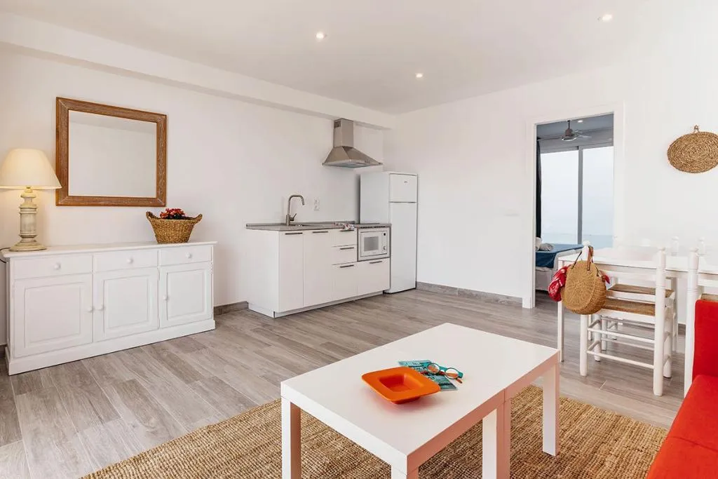 APARTMENT ONE BEDROOM Room, Dolce Vita, Menorca