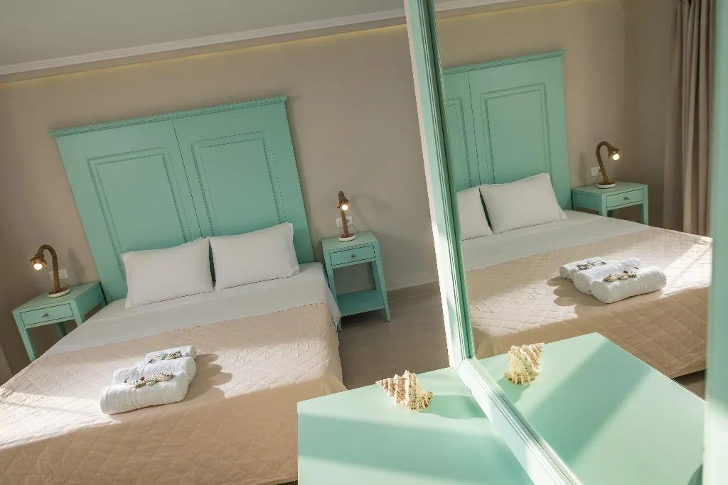 SUITE WITH JACUZZI Room, Notos Heights Hotel & Suites, Crete