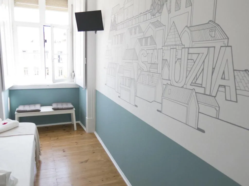 Room, Lisbon Check-In Guesthouse, Lisbon