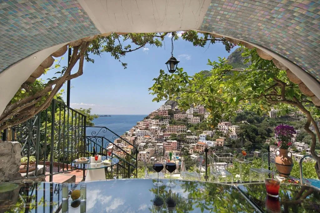 Bar, Villa Fiorentino, Naples