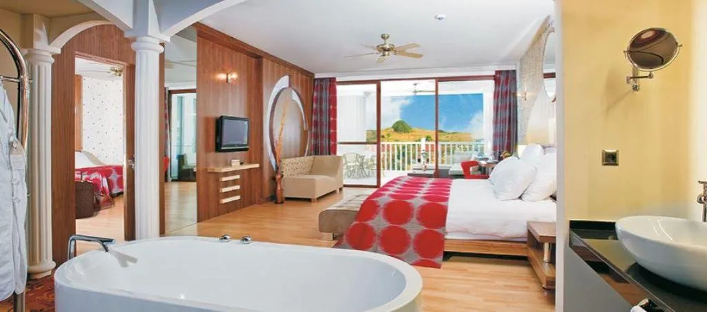 FAMILY ROOM DELUXE Room, Defne Kumul Suites, Antalya
