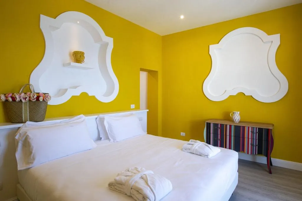 APARTMENT SEA VIEW Room, Tramonto D'oro, Naples