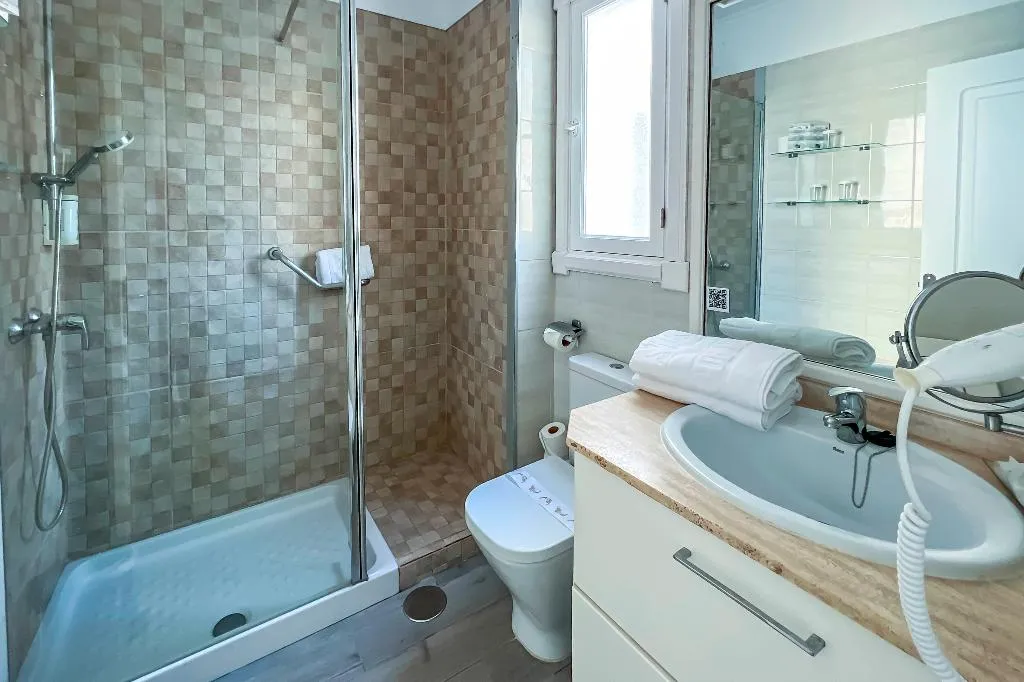 Room, Parque del Sol, Tenerife