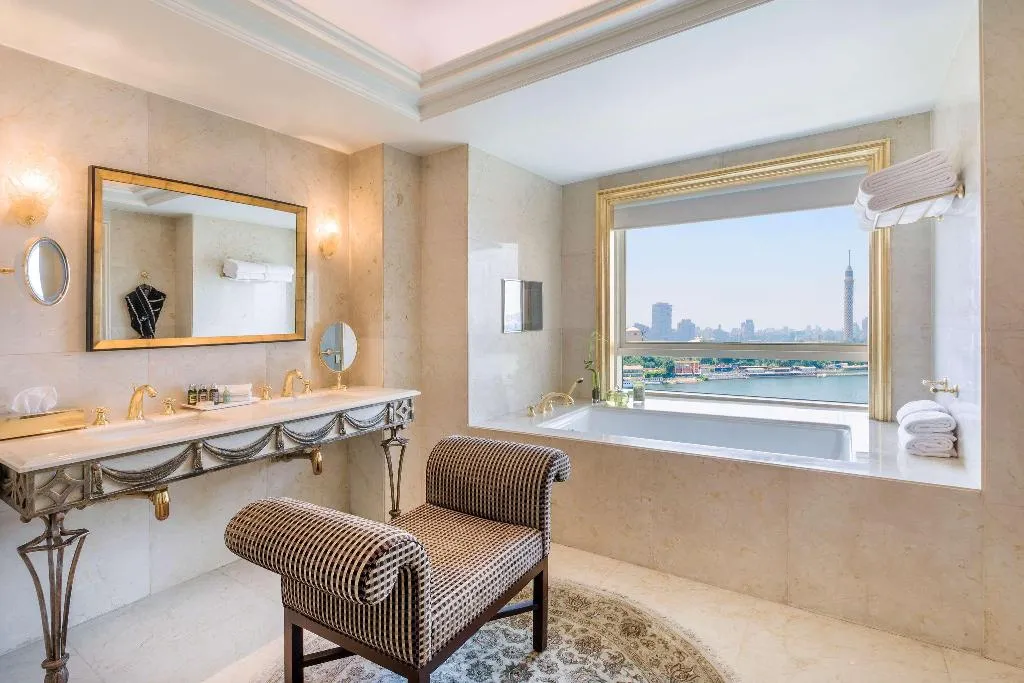 SUITE STANDARD Room, Kempinski Nile Hotel Garden City Cairo, Cairo