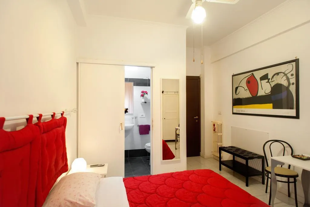 General view, B&B Interno 9, Rome