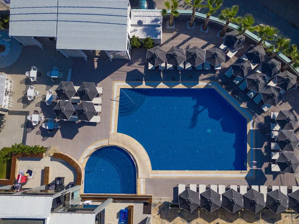 Pool, Dionysos Hotel and Studios, Halkidiki