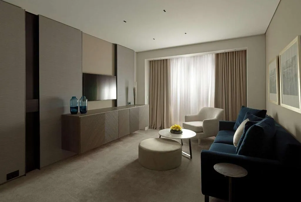 SUITE WITH VIEWS Room, NJV Athens Plaza, Athens