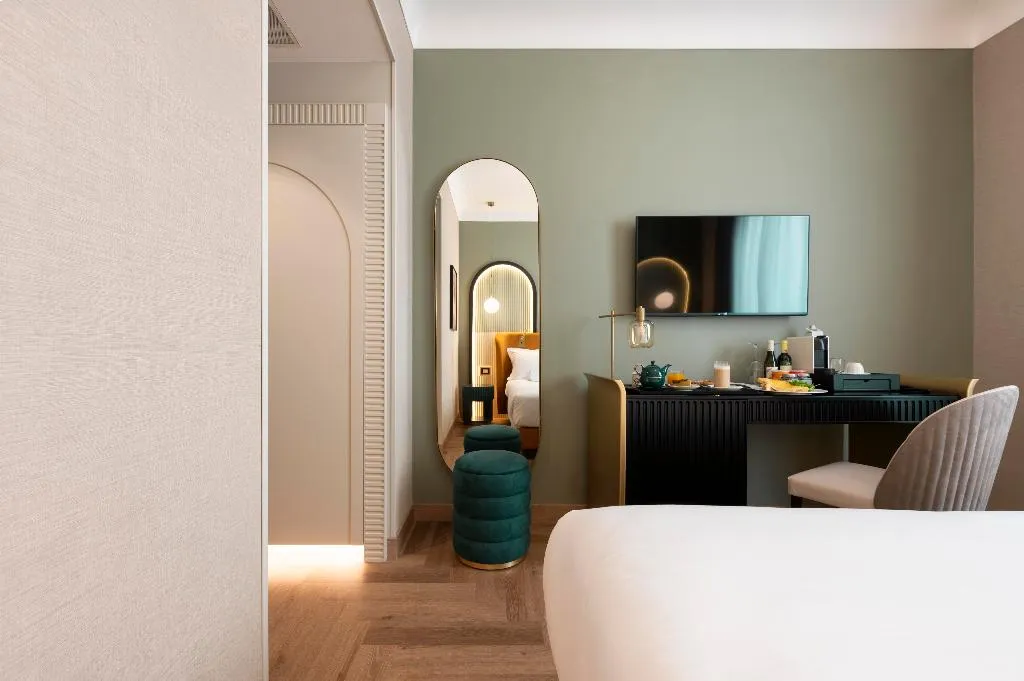 DOUBLE SUPERIOR ONE BEDROOM Room, Jerome Hotel, Rome