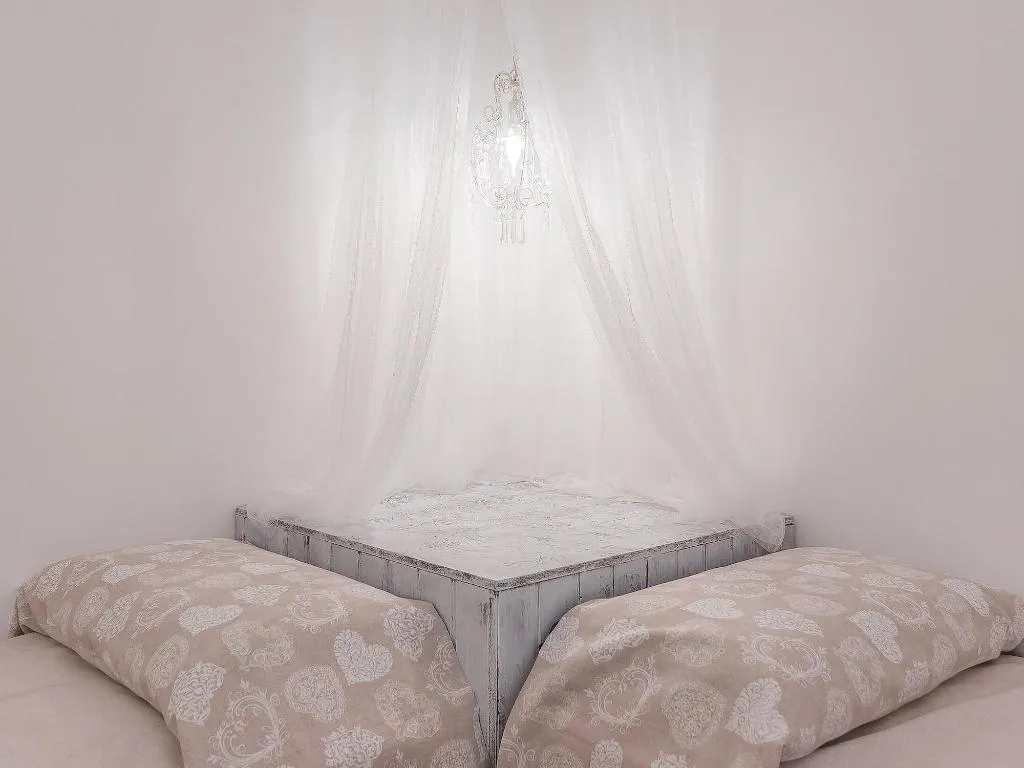 Room, Le Villanelle B&B, Naples