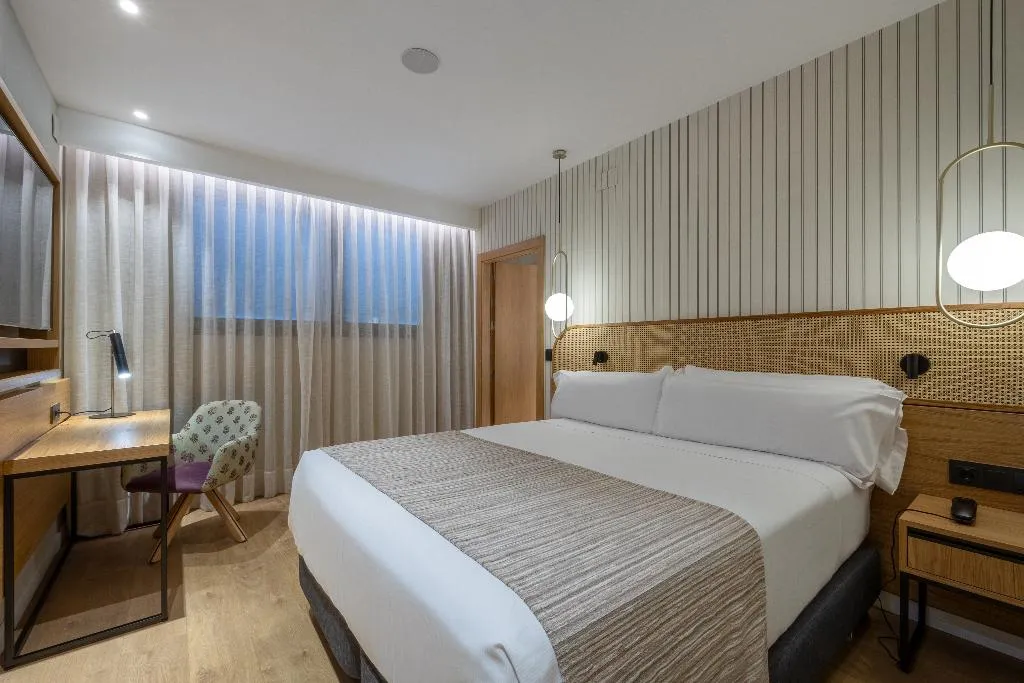 SINGLE STANDARD Room, Catalonia Diagonal Centro, Barcelona