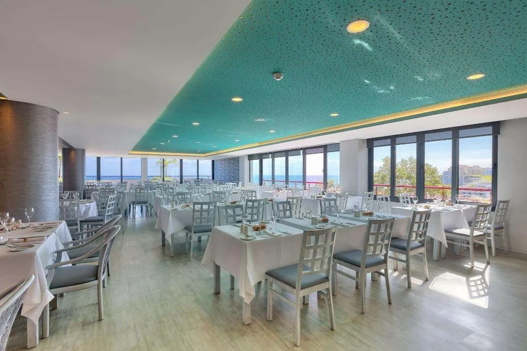 Restaurant, The Views Monumental, Madeira