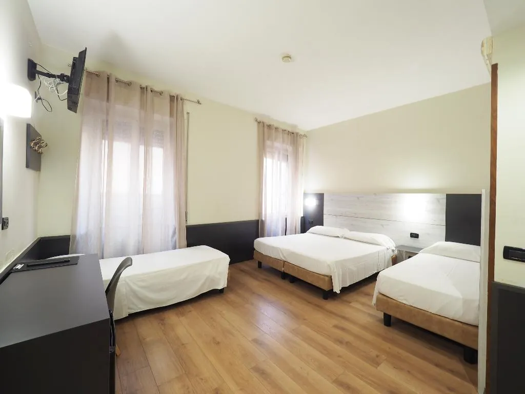 QUADRUPLE STANDARD Room, Osimar, Rome
