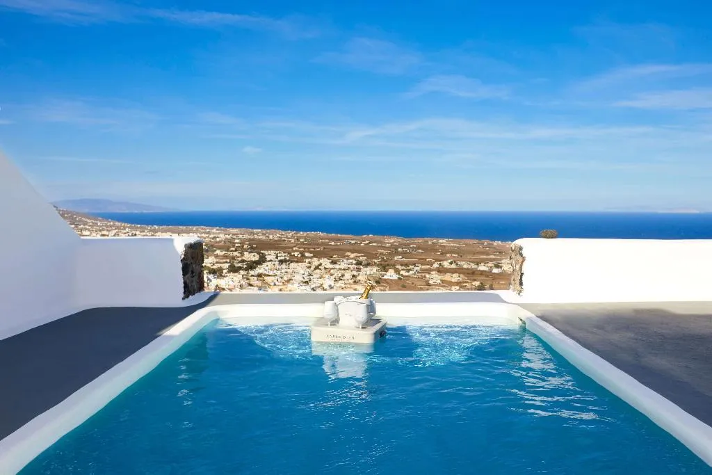SUITE WITH VIEWS Room, Carpe Diem Exclusive Boutique Resort, Santorini