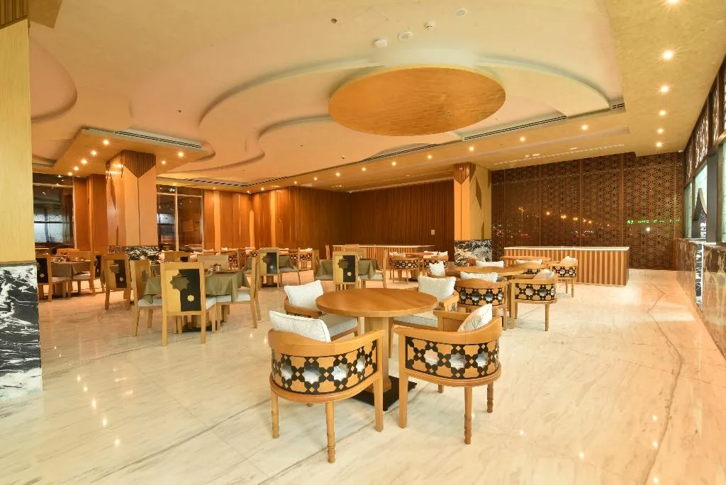 Restaurant, Luxe Grand Hotel Apartments, Dubai