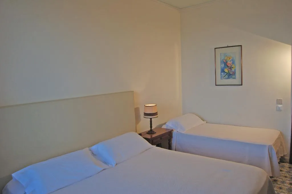 TRIPLE ECONOMY Room, Lido Mediterranee, Taormina
