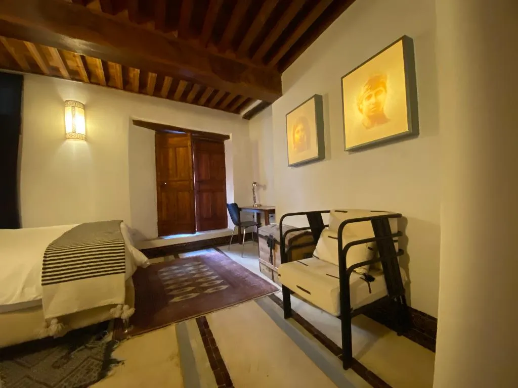 TRIPLE SUPERIOR KING BED Room, Dar 7 Louyat, Fez