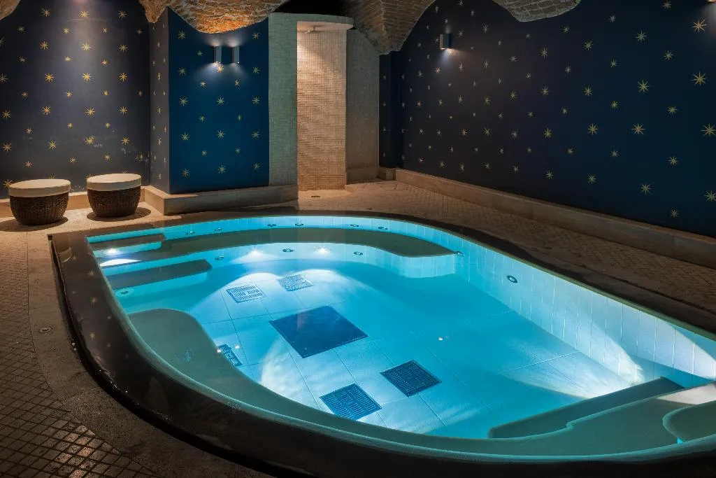 Pool, Hotel Number Nine, Florence