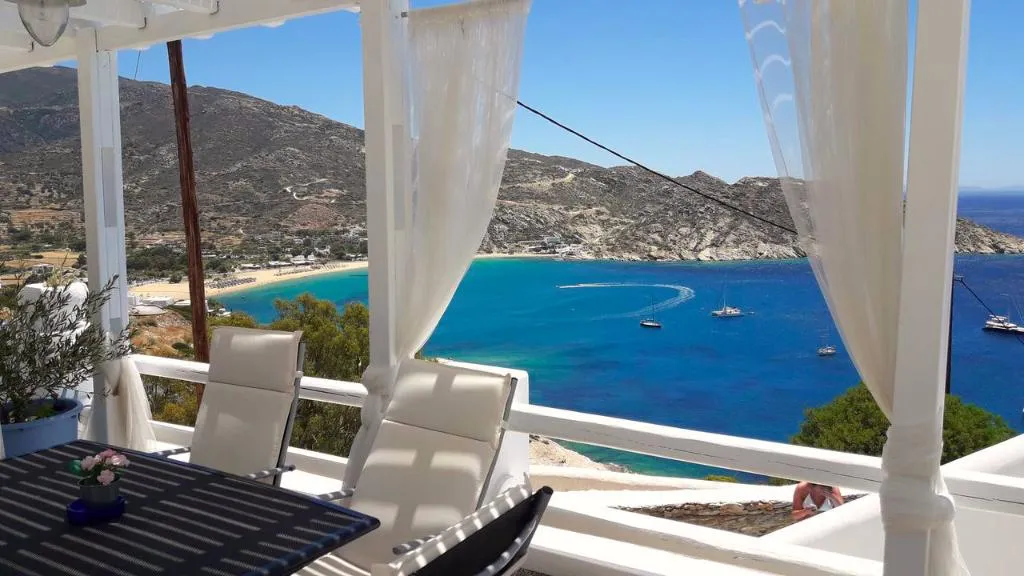 Bar, Petradi, Santorini