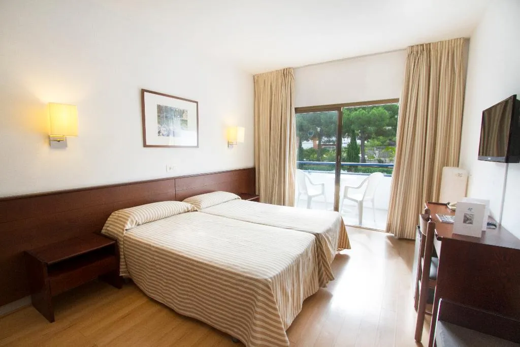 SINGLE STANDARD Room, Gran Garbi, Costa Brava