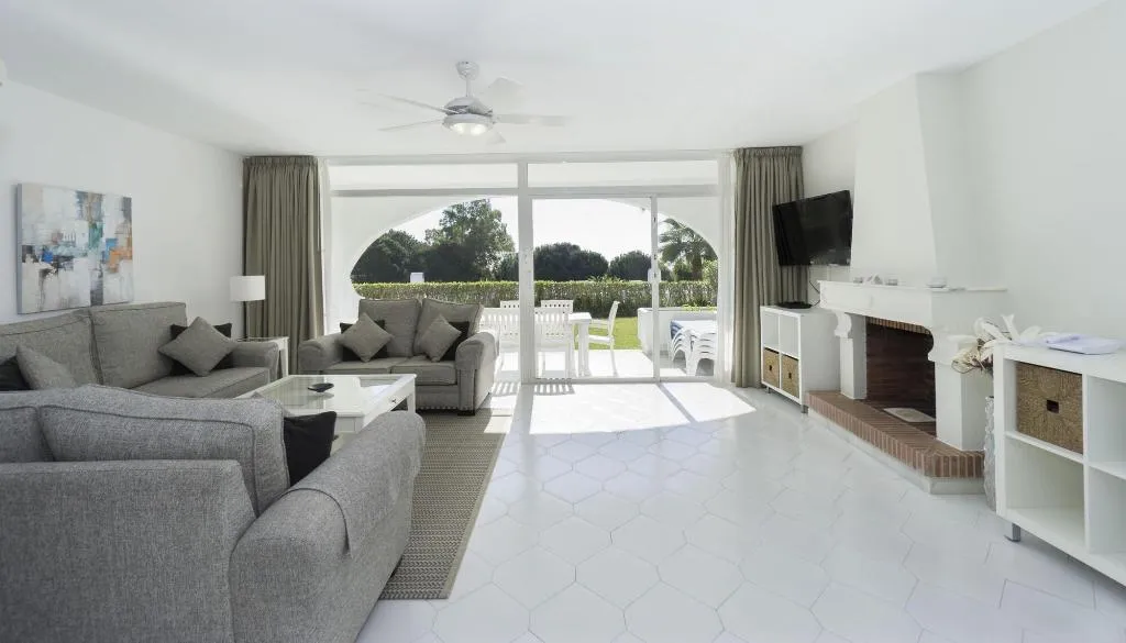 Room, Miraflores Beach & Country Club, Costa Del Sol