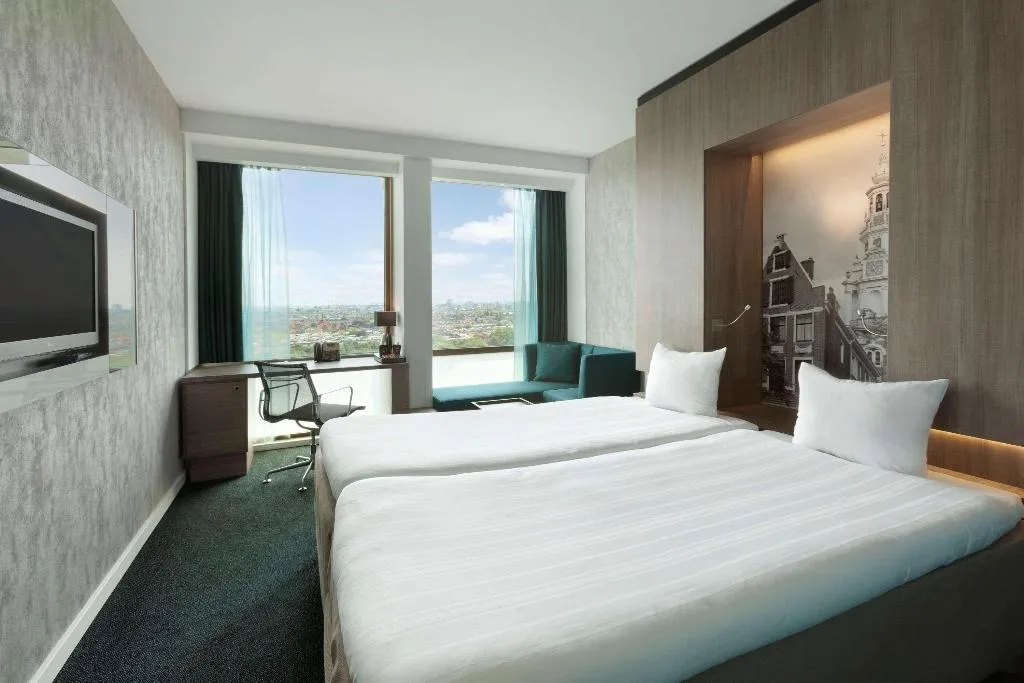 Room, Leonardo Hotel Amsterdam Rembrandtpark, Amsterdam