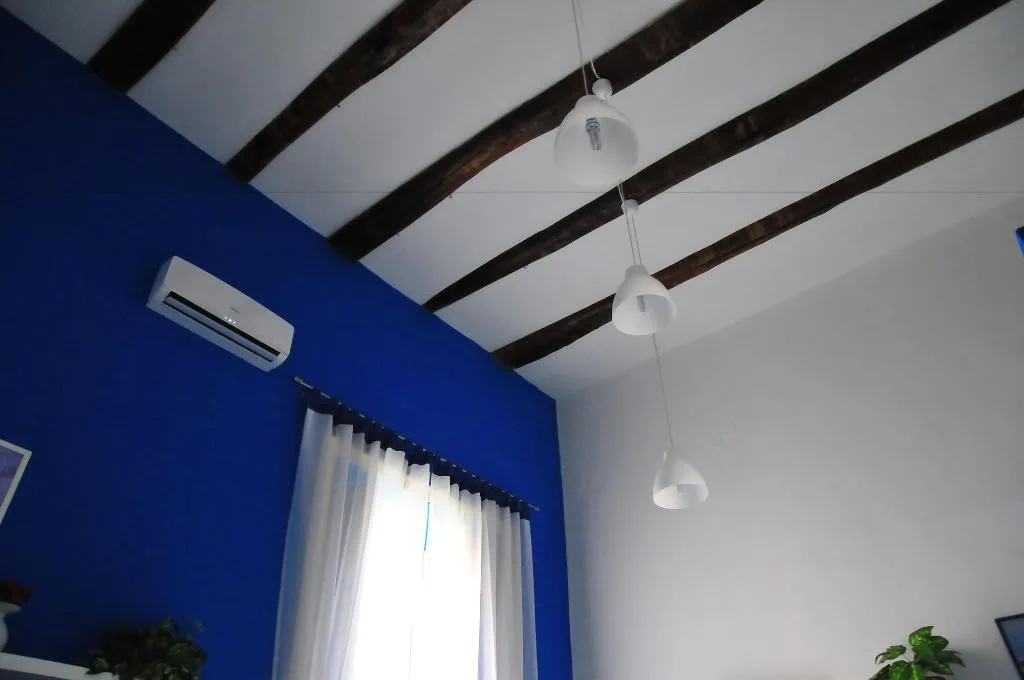Room, B&B In giro per Napoli, Naples