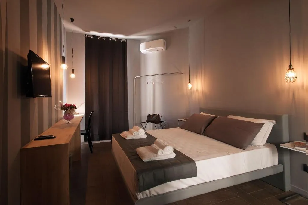 Room, B&B Villareale, Palermo