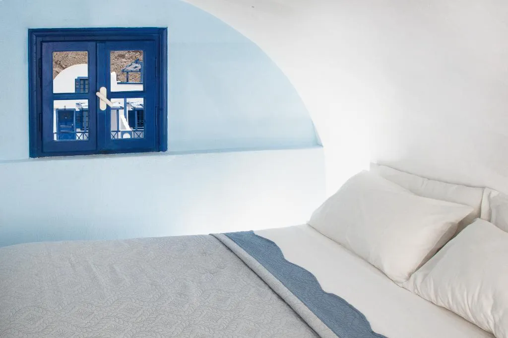 DOUBLE STANDARD Room, Roula Villa, Santorini
