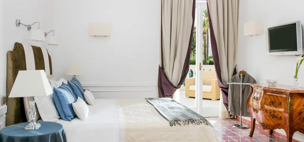 DOUBLE PARK VIEW WITH BALCONY Room, La Medusa Hotel & Boutique Spa, Naples