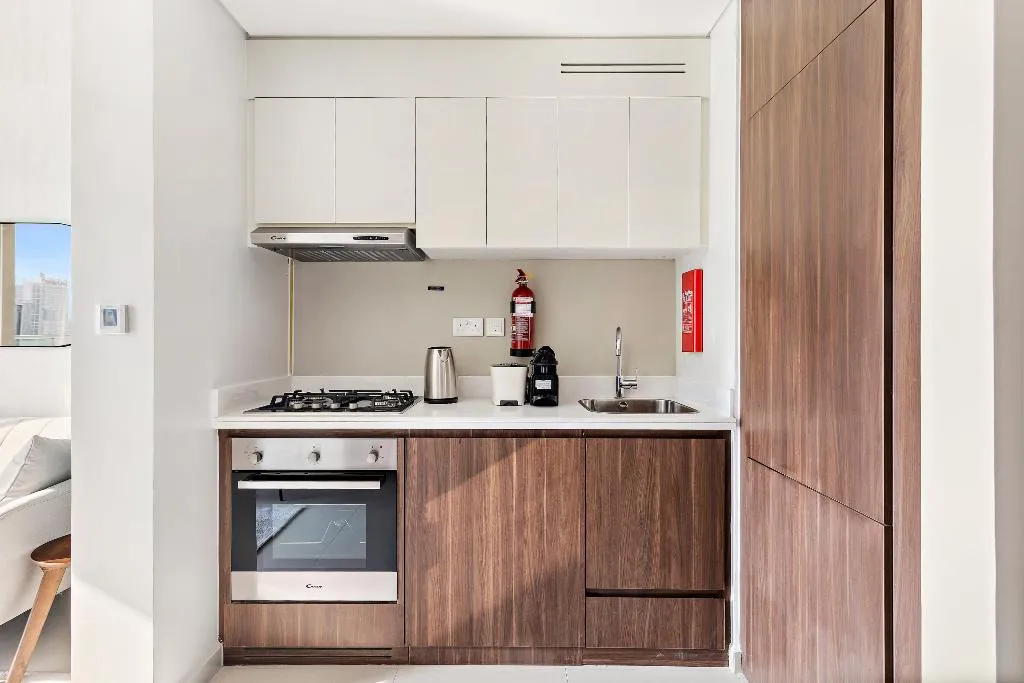 STUDIO CITY VIEW Room, Vera Residences, Dubai