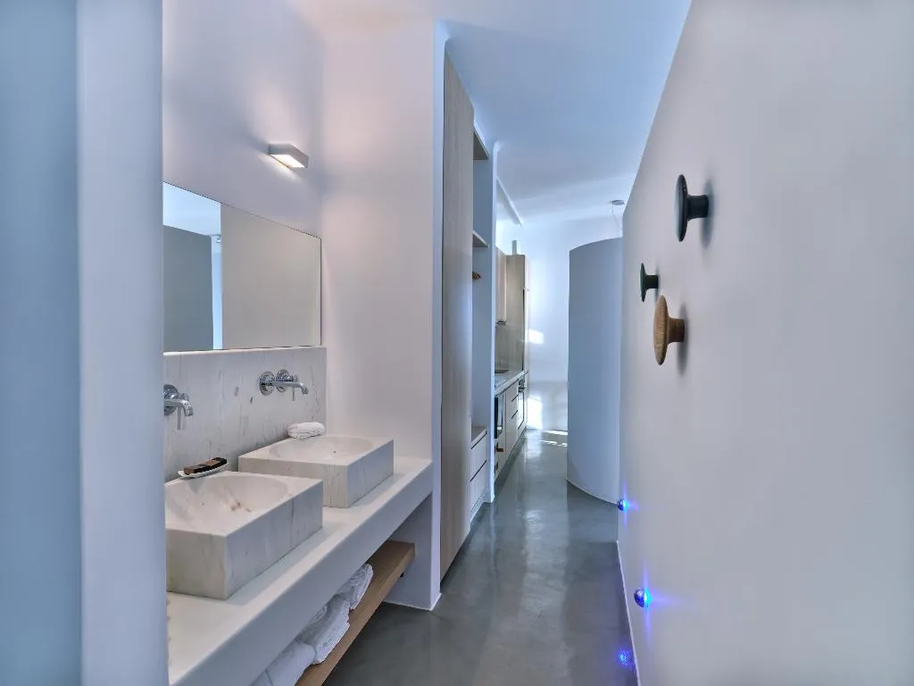 SUITE SEA VIEW WITH PRIVATE POOL Room, Santorini Heights, Santorini