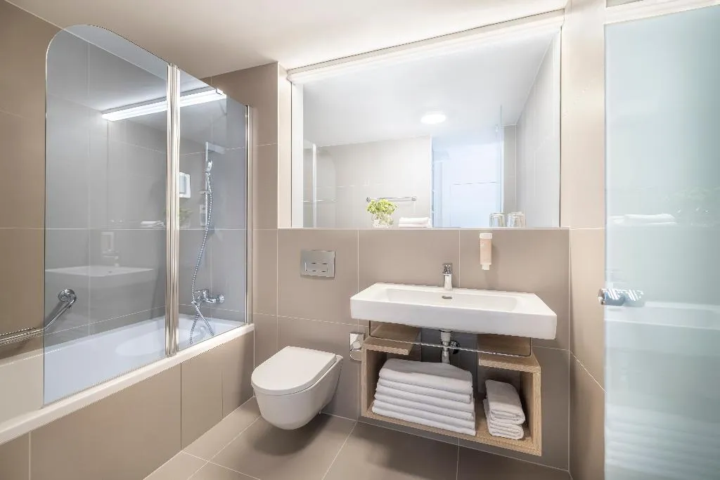 Double or Twin WITH VIEWS Room, Valamar Tirena Hotel, Dubrovnik
