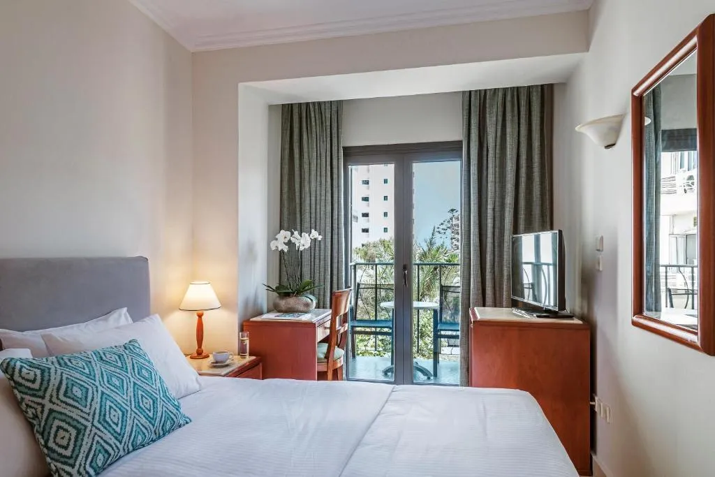 TWIN SIDE SEA VIEW Room, Mitsis La Vita, Rhodes
