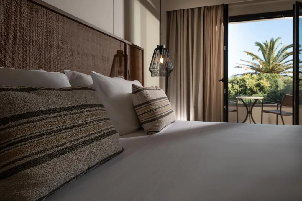 BUNGALOW SEA VIEW Room, Oya Beach Resort, Crete
