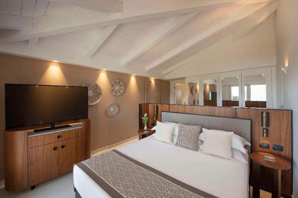 DOUBLE DELUXE BAY VIEW Room, Baia di Chia Resort Sardinia, Curio Collection, Cagliari