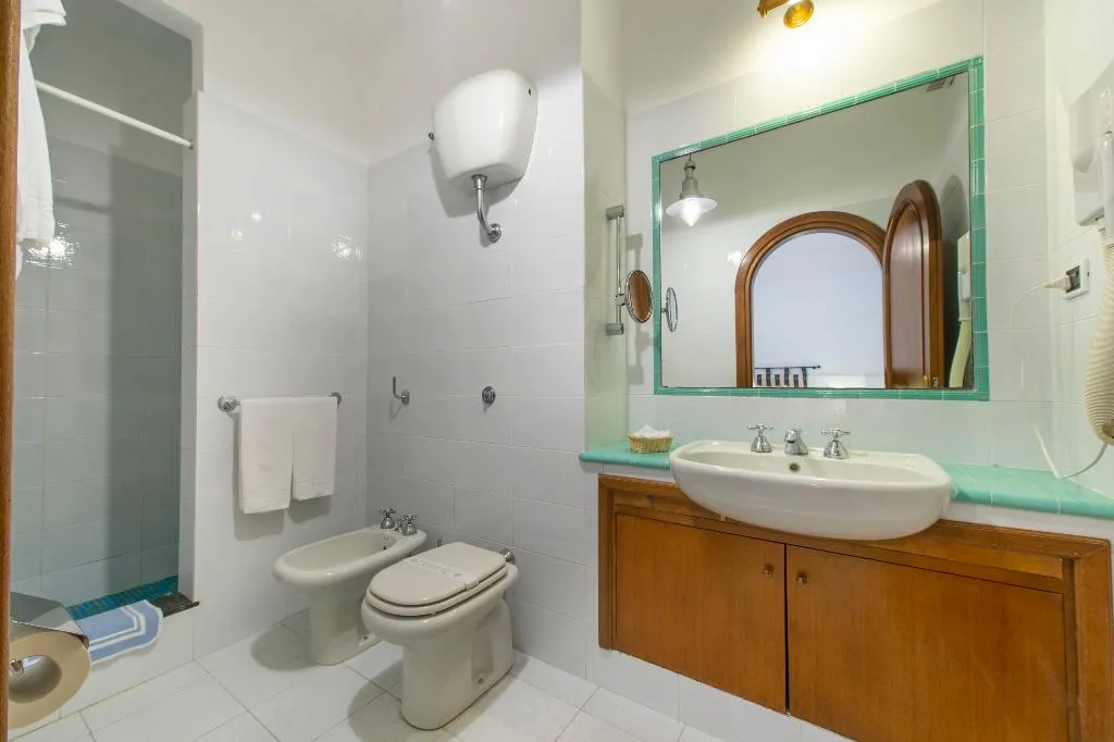 DOUBLE STANDARD Room, Maresca Hotel Praiano, Naples