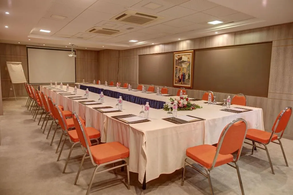 Conferences, Lac Leman, Tunisia