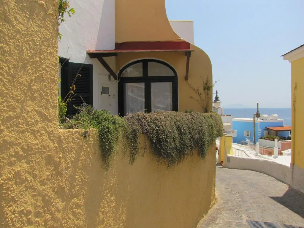 General view, Casa del Sole, Naples