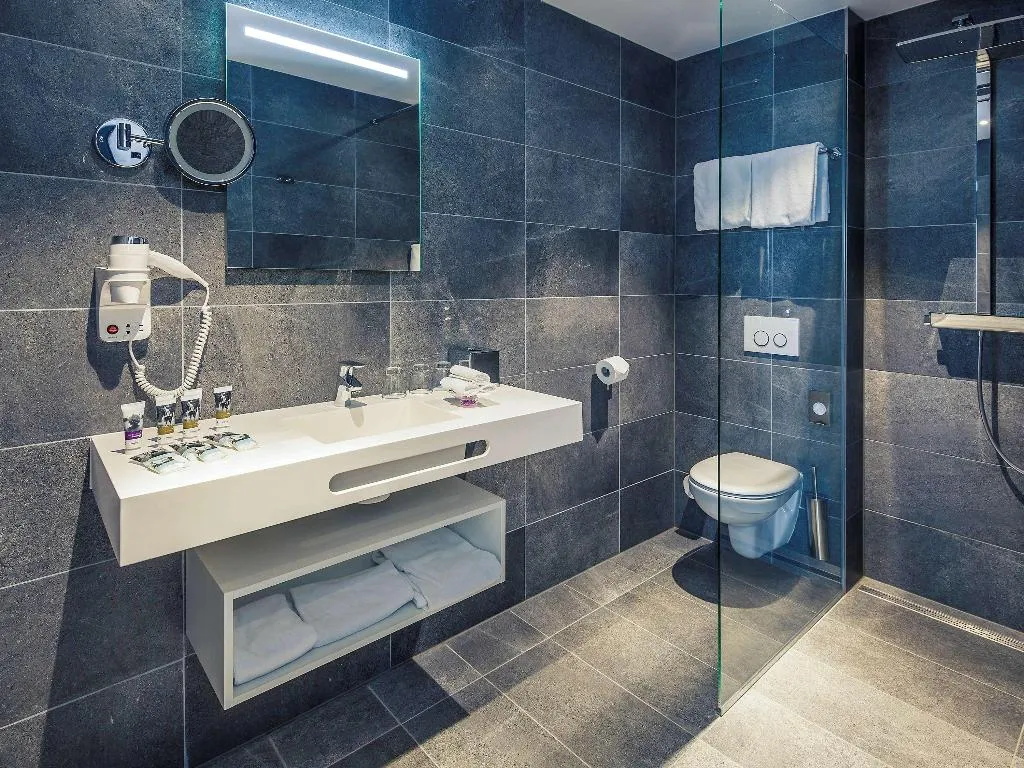 Room, Mercure Hotel Amsterdam Sloterdijk Station, Amsterdam