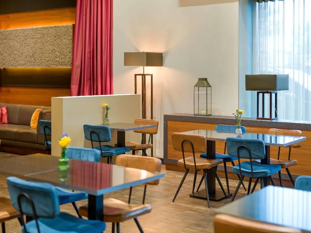 Bar, Movenpick Hotel Amsterdam City Centre, Amsterdam