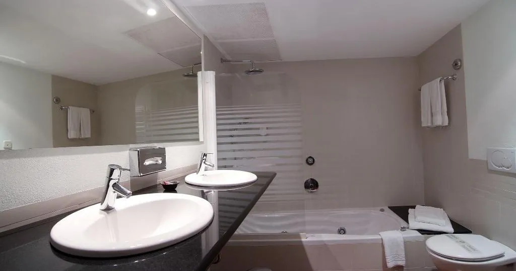 Room, Monnaber Vell, Majorca