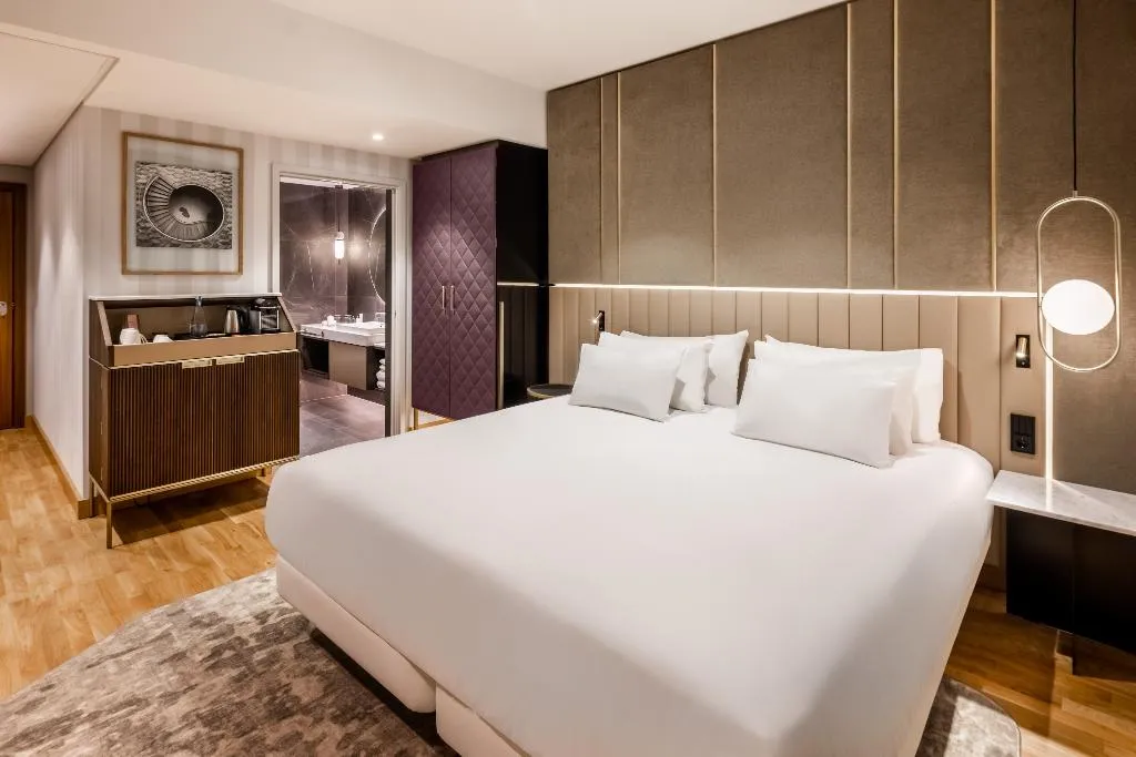DOUBLE SUPERIOR Room, NH Collection Copenhagen, Copenhagen
