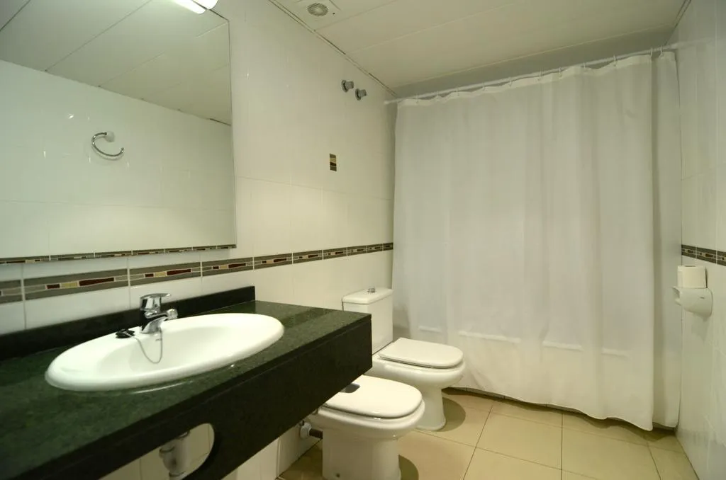 APARTMENT CAPACITY 6 TWO BEDROOMS Room, Mestral, Costa Brava