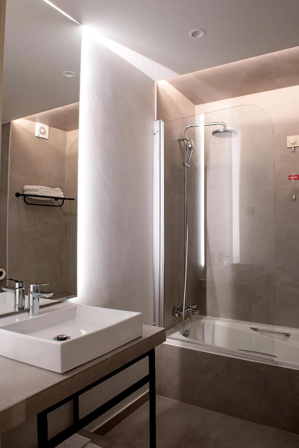 DOUBLE STANDARD Room, Cristal Setubal, Lisbon